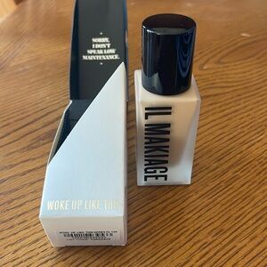 IL Makiage Woke Up Like This Flawless Base Foundation with Sponge